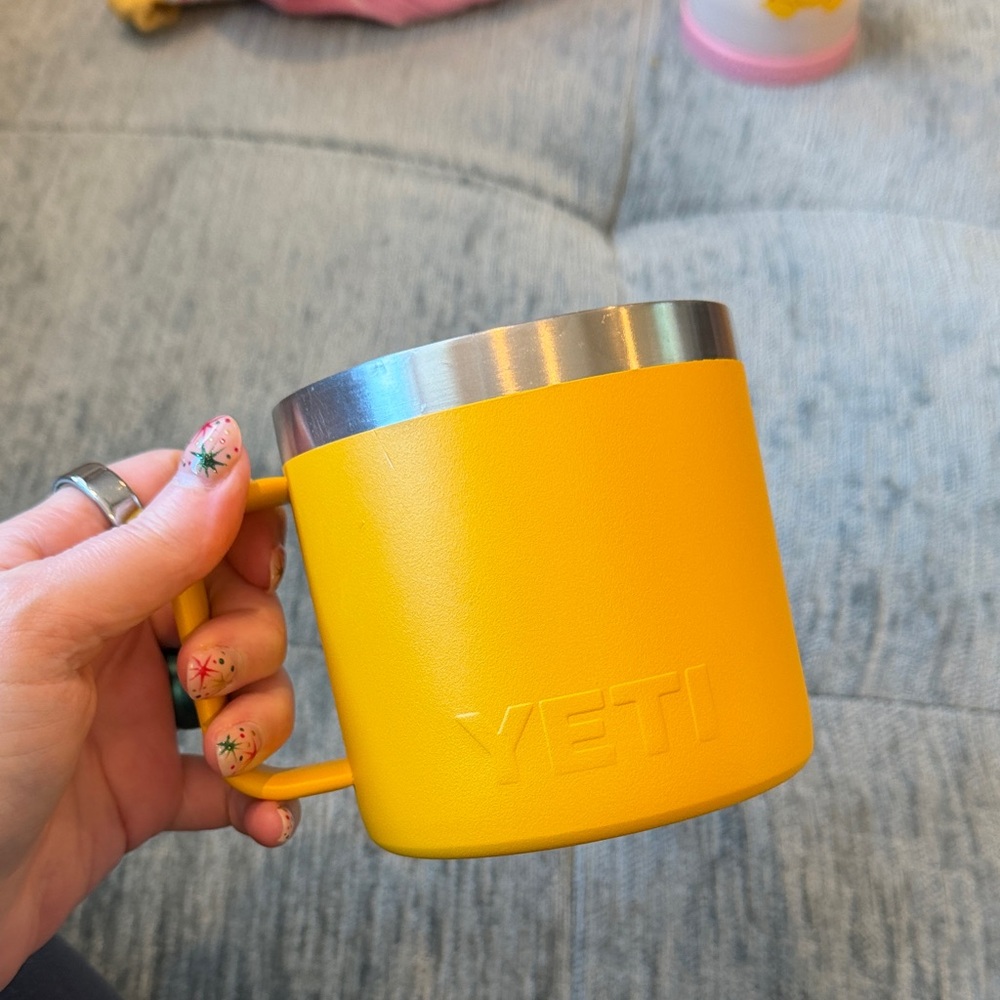 YETI Vibrant Yellow Mug with Silver Rim